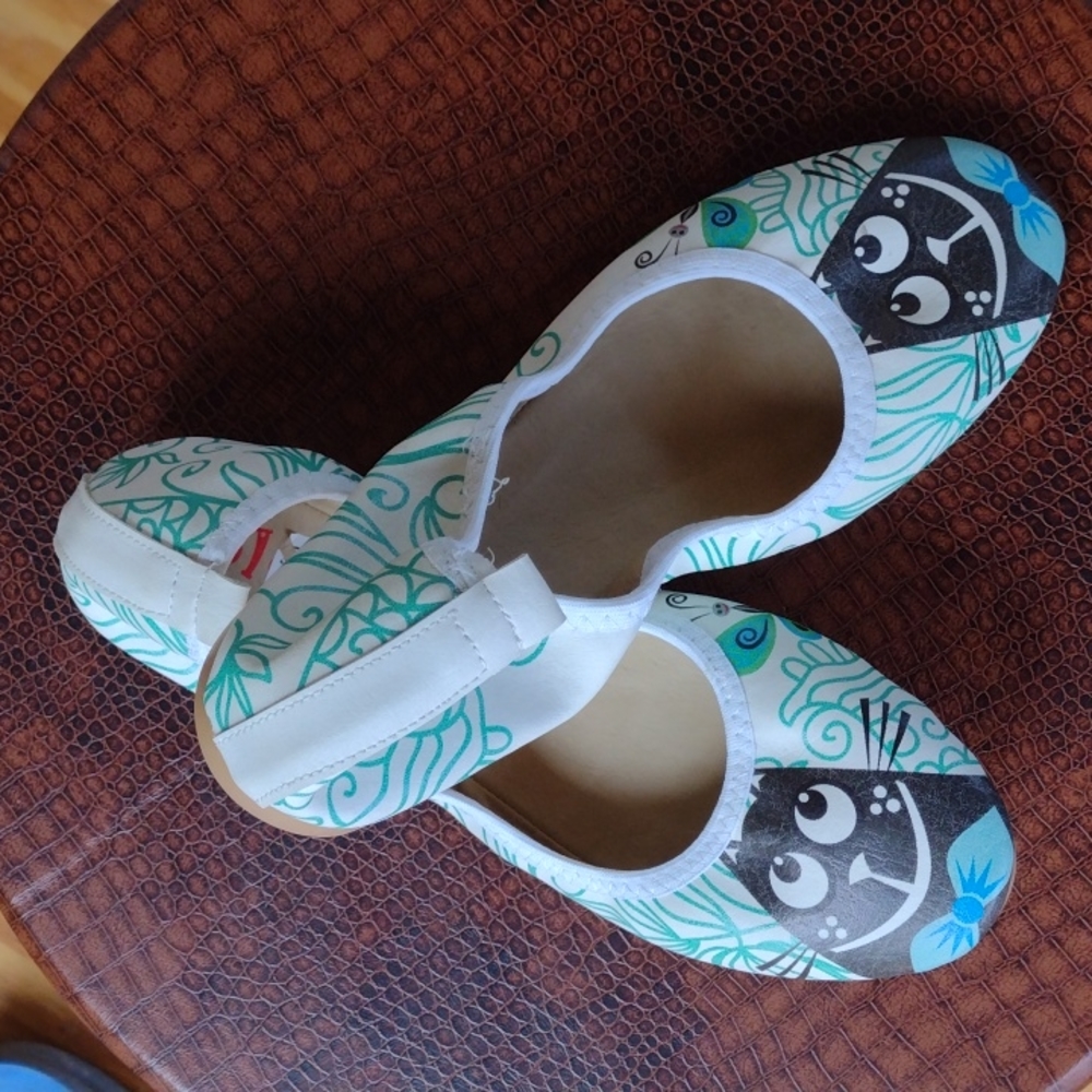 Cat Flats